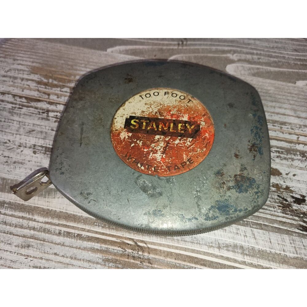 STANLEY: Vintage, Rusty, Silver White Tape, 100 Foot, Measuring Tape